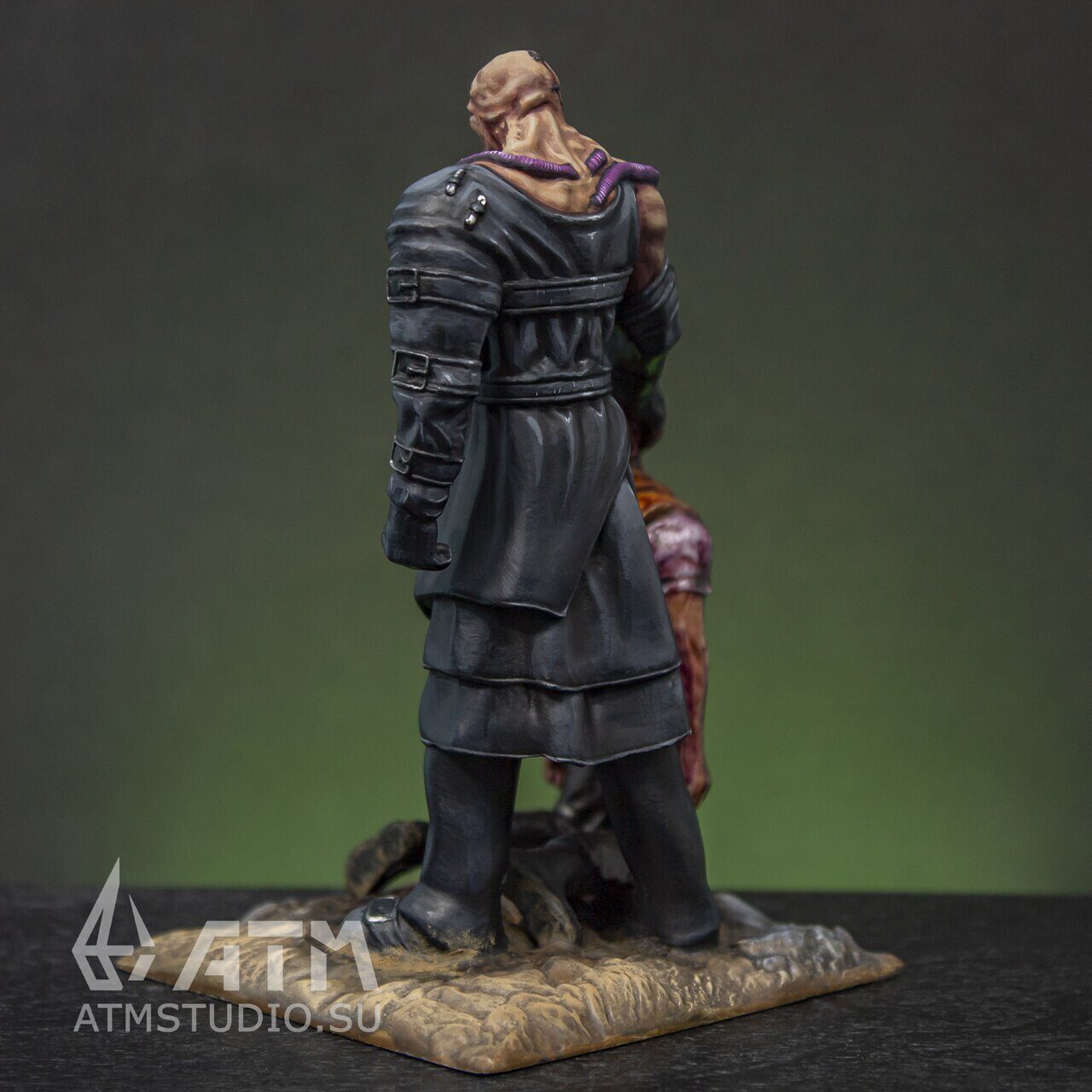 Figura Nemesis Resident Evil 35 Cm