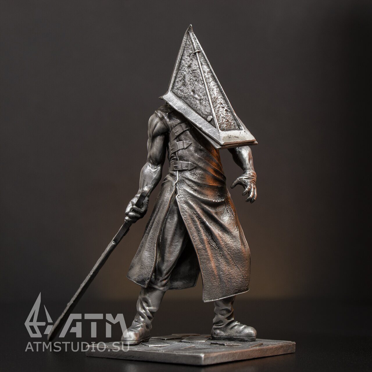 Silent Hill : Half-Mask Pyramid Head - Traditional by RaidenEden