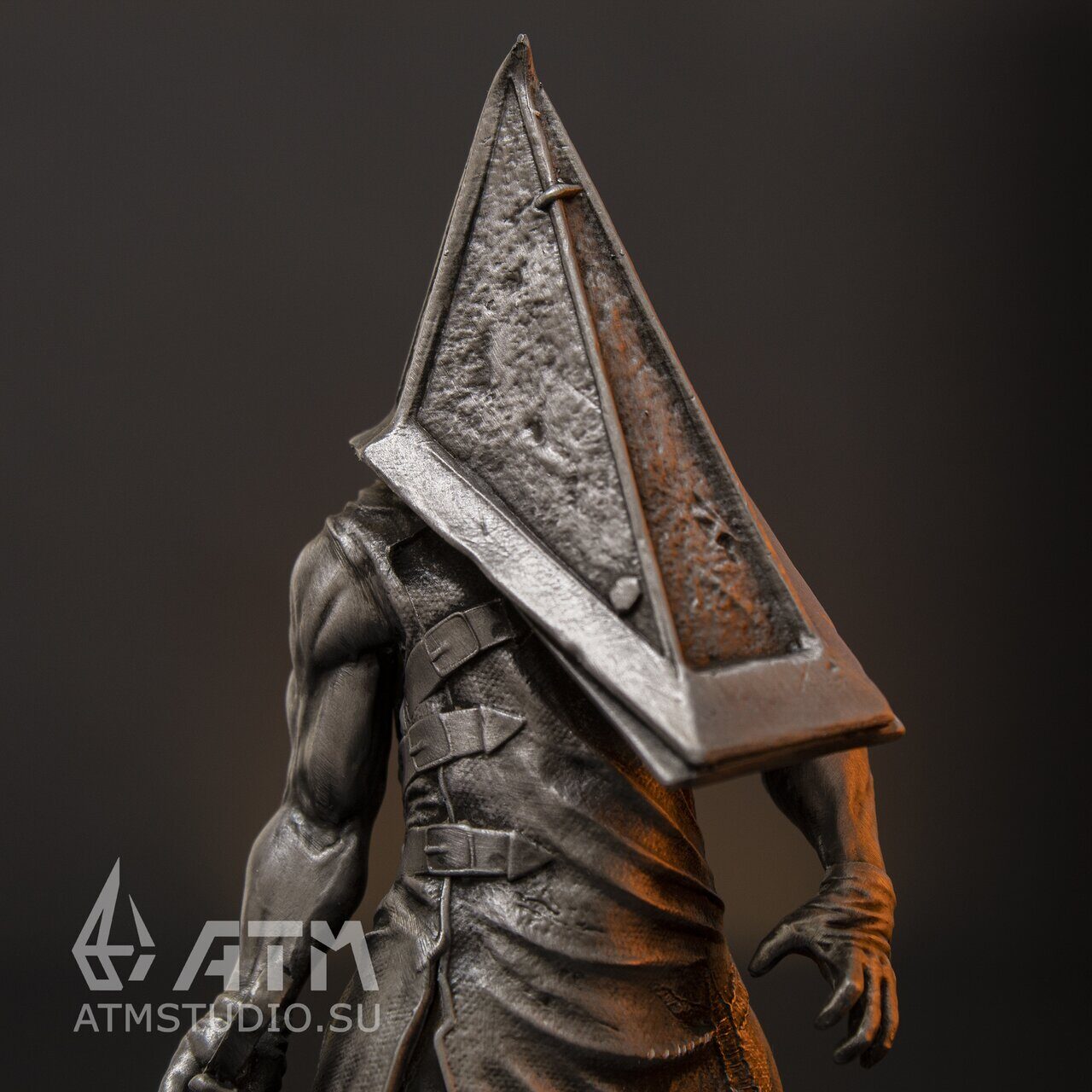 Pyramid Head & Silent Hill Collectibles