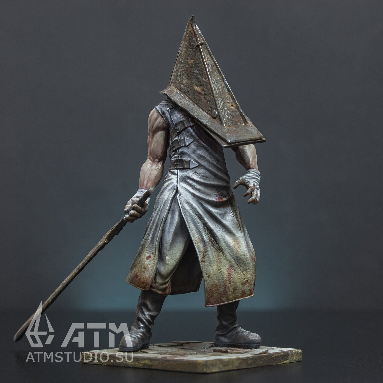 Pyramid Head (cold) collectible figurine Silent Hill - ATM